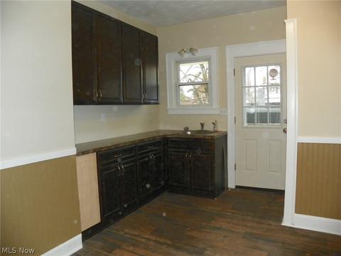 55 5th Ave, Berea, OH 44017 photo 7