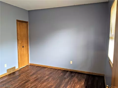 1609 Rustic Trl, Parma, OH 44134 photo 6