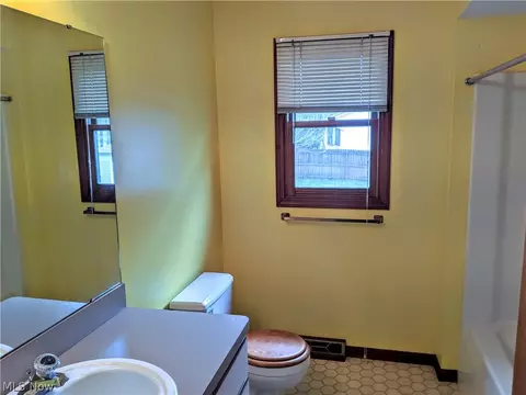 1609 Rustic Trl, Parma, OH 44134 photo 11