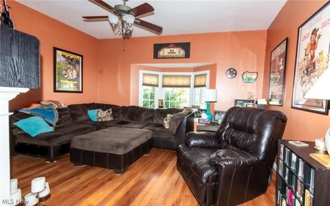2018 W 10th St, Ashtabula, OH 44004 photo 4