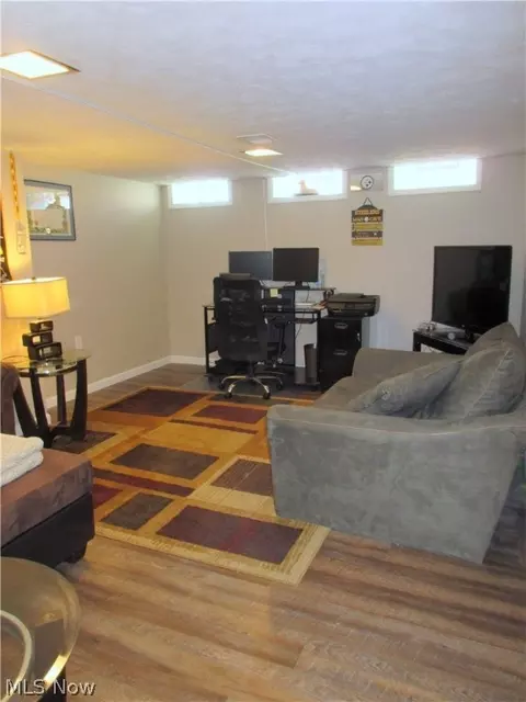 3580 Hetzel Dr, Parma, OH 44134 photo 11