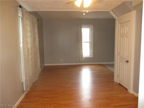 9792 E River Rd, Elyria, OH 44035 photo 3