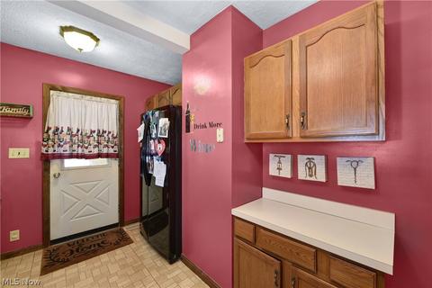 264 Roosevelt Ave, Elyria, OH 44035 photo 10