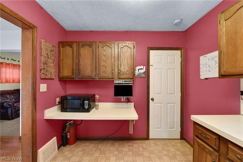 264 Roosevelt Ave, Elyria, OH 44035 photo 9