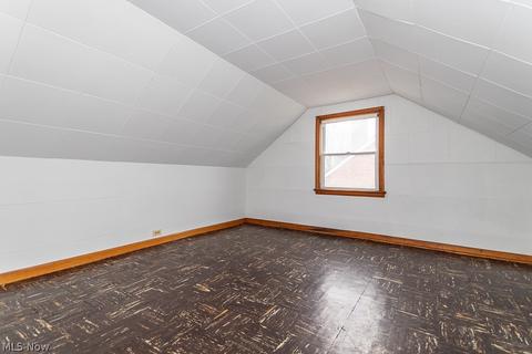 330 E 246th St, Euclid, OH 44123 photo 12