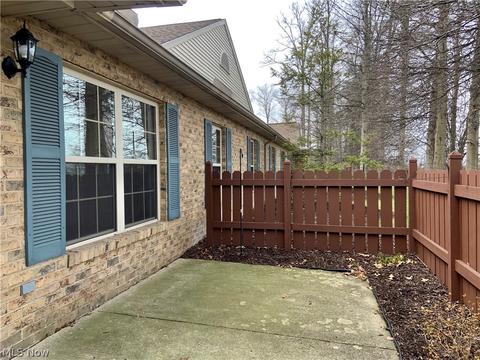 135 Bentley Dr, Elyria, OH 44035 photo 12