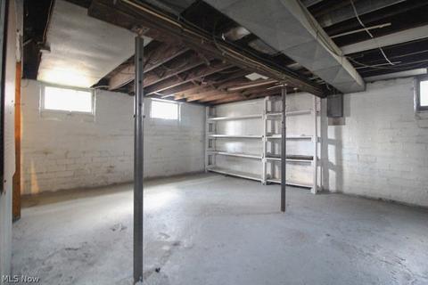 446 Garfield St, Struthers, OH 44471 photo 24