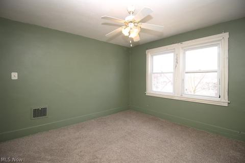 446 Garfield St, Struthers, OH 44471 photo 17