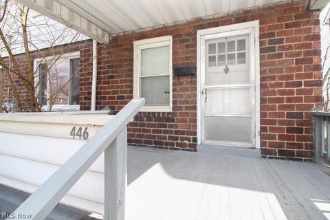 446 Garfield St, Struthers, OH 44471 photo 2