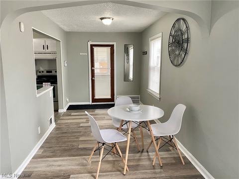 240 E 264th St, Euclid, OH 44132 photo 6