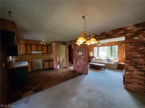 8602 Freedom Rd, Windham, OH 44288 photo 10