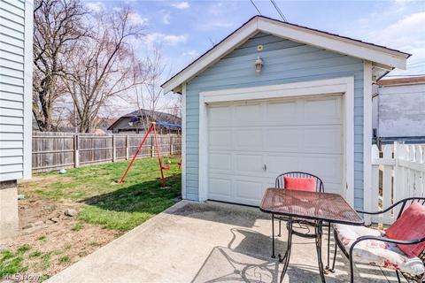 213 Olive St, Elyria, OH 44035 photo 24