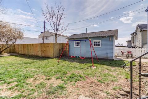 213 Olive St, Elyria, OH 44035 photo 23