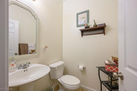 2804 Captens St NE, Canton, OH 44721 photo 12