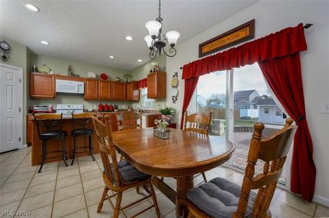 2804 Captens St NE, Canton, OH 44721 photo 7