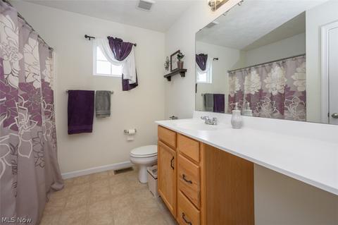 2804 Captens St NE, Canton, OH 44721 photo 17