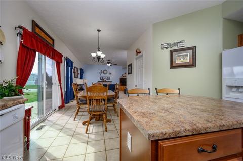 2804 Captens St NE, Canton, OH 44721 photo 6