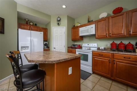 2804 Captens St NE, Canton, OH 44721 photo 5