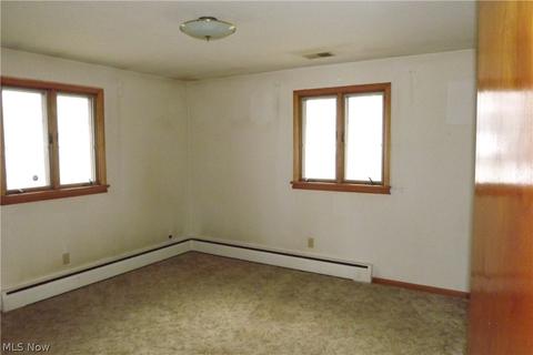 408 Bond St, Elyria, OH 44035 photo 11