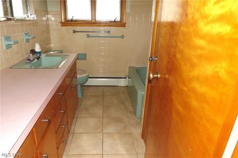408 Bond St, Elyria, OH 44035 photo 15