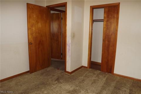 408 Bond St, Elyria, OH 44035 photo 14
