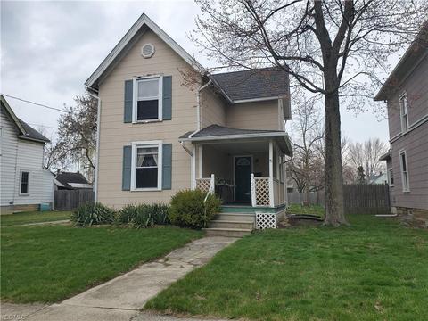 225 Bath St, Elyria, OH 44035 photo 1