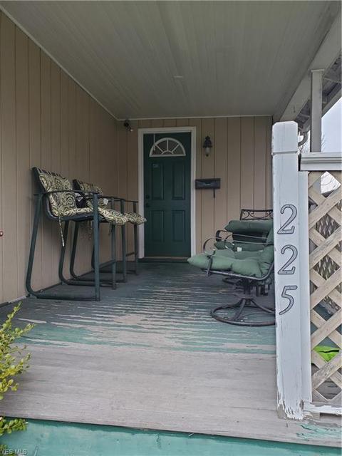 225 Bath St, Elyria, OH 44035 photo 17