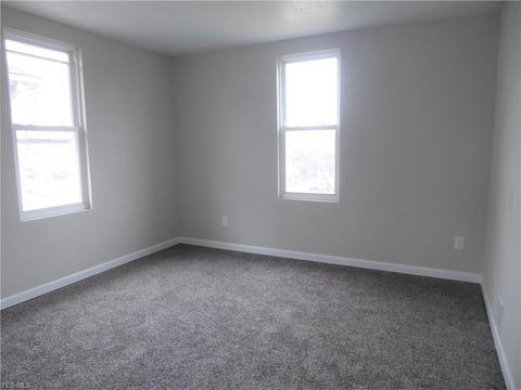 2151 E 30th St, Lorain, OH 44055 photo 18