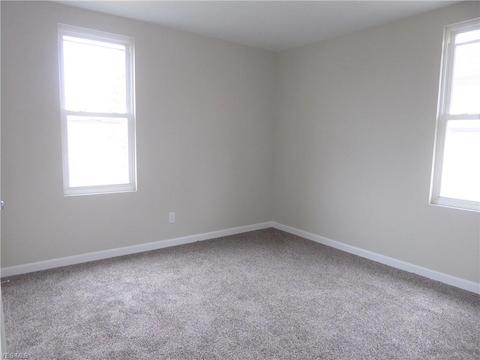 2151 E 30th St, Lorain, OH 44055 photo 17