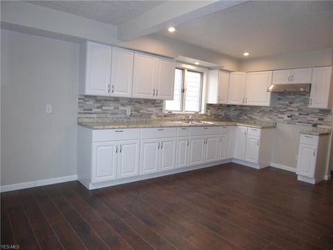 2151 E 30th St, Lorain, OH 44055 photo 15