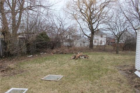 926 W 20th St, Lorain, OH 44052 photo 4