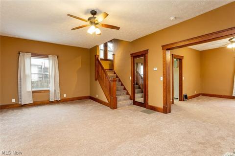 253 George St, Elyria, OH 44035 photo 4