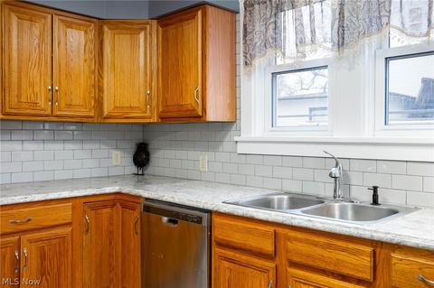 253 George St, Elyria, OH 44035 photo 14