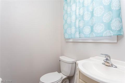 253 George St, Elyria, OH 44035 photo 18