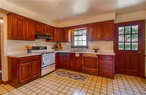 3563 Fox Run Dr, Ashtabula, OH 44004 photo 6