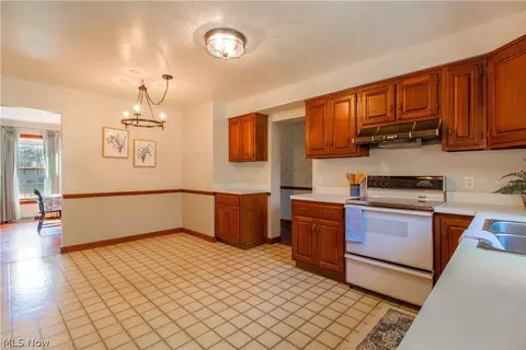 3563 Fox Run Dr, Ashtabula, OH 44004 photo 7