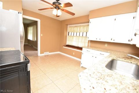 438 Orlo Ln, Boardman, OH 44512 photo 6