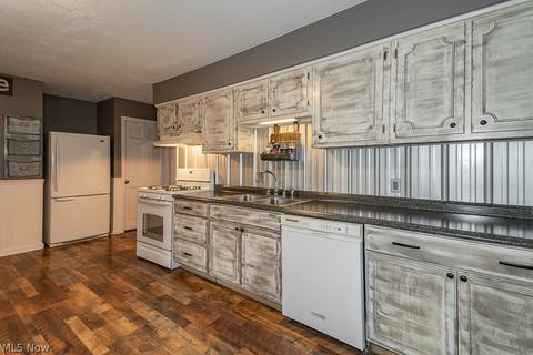1877 Benjamin Rd, Madison, OH 44057 photo 5