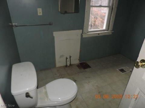 1225 W 48th St, Ashtabula, OH 44004 photo 6