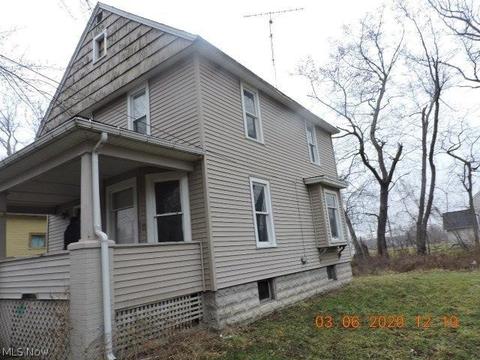 1225 W 48th St, Ashtabula, OH 44004 photo 4