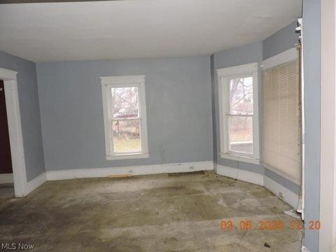 1225 W 48th St, Ashtabula, OH 44004 photo 5