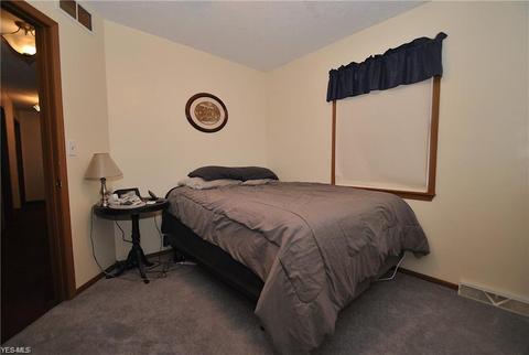 2330 Rockefeller Rd, Wickliffe, OH 44092 photo 13