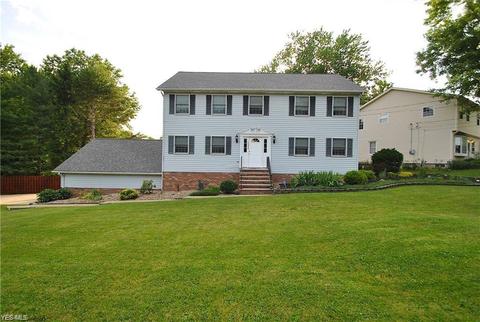 2330 Rockefeller Rd, Wickliffe, OH 44092 photo 1