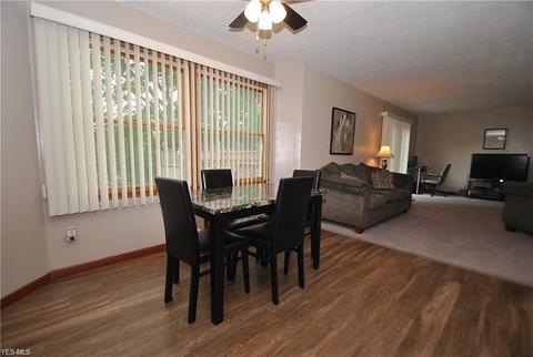 2330 Rockefeller Rd, Wickliffe, OH 44092 photo 4