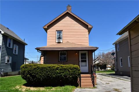 230 Maplewood Ave, Struthers, OH 44471 photo 15