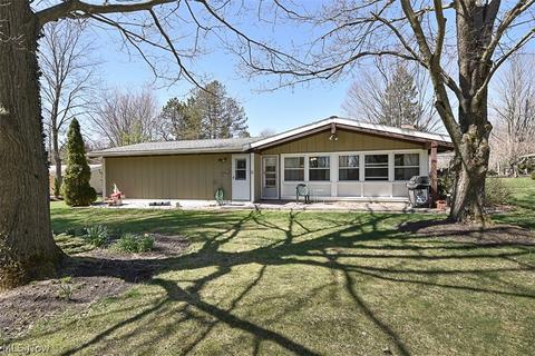 35590 Solon Rd, Solon, OH 44139 photo 2
