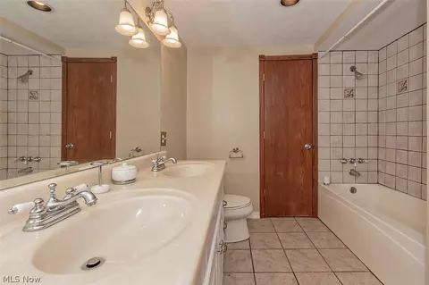 5161 Lansdowne Dr, Solon, OH 44139 photo 26