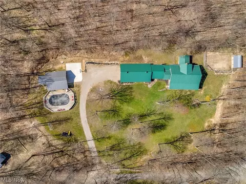 8598 Eberhart Rd NE, Dover, OH 44622 photo 29