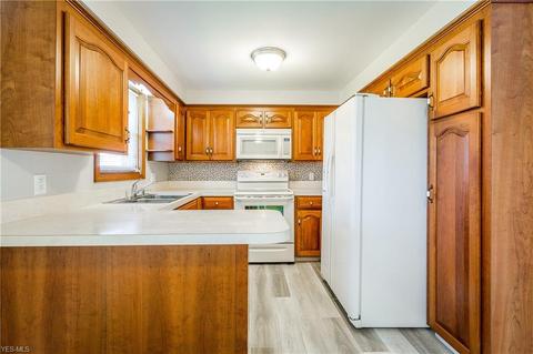 4895 3rd St NW, Canton, OH 44708 photo 7