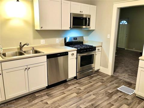 2920 8th St NW, Canton, OH 44708 photo 10